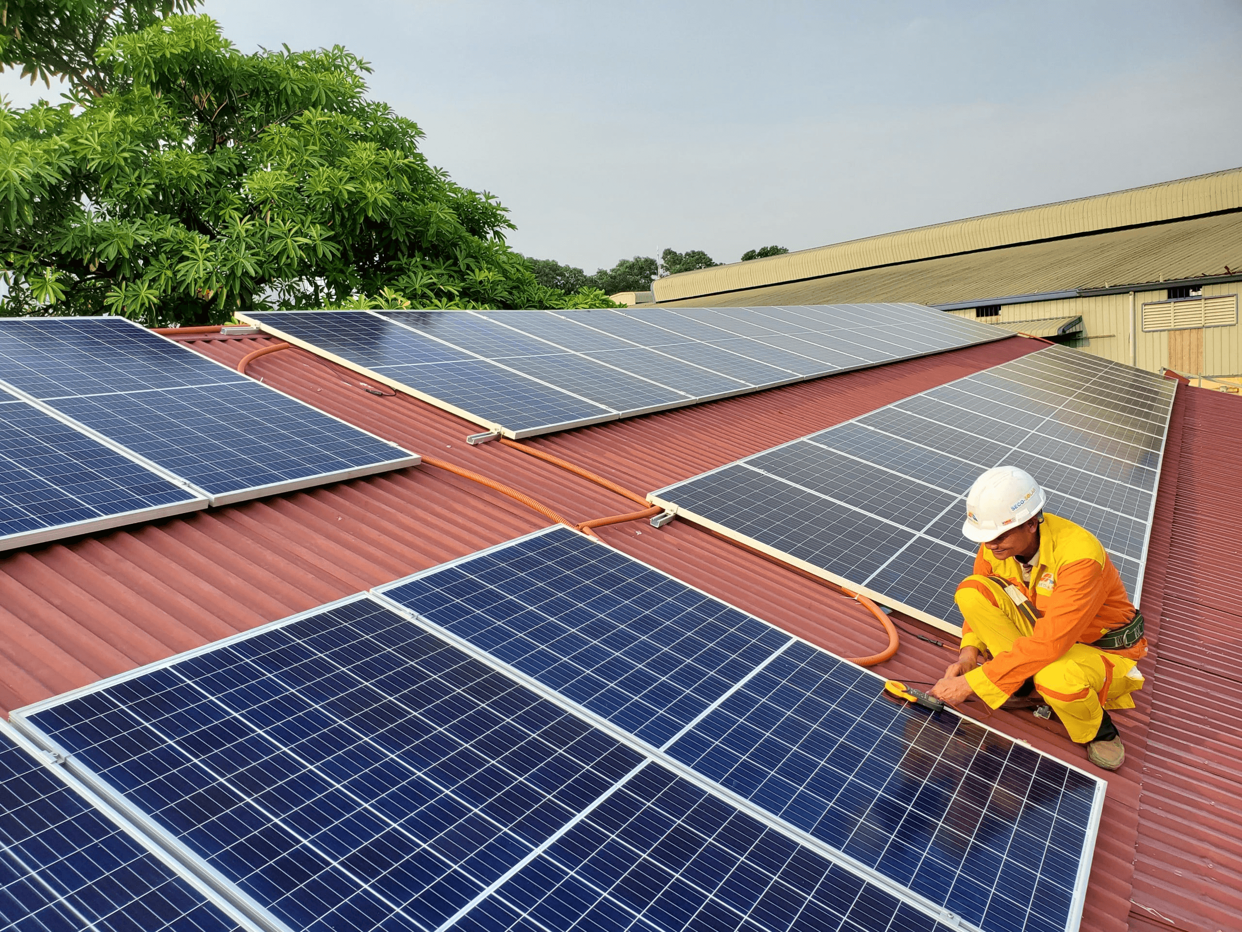 Comment Optimiser la Performance de vos Panneaux Solaires en Conditions Réelles